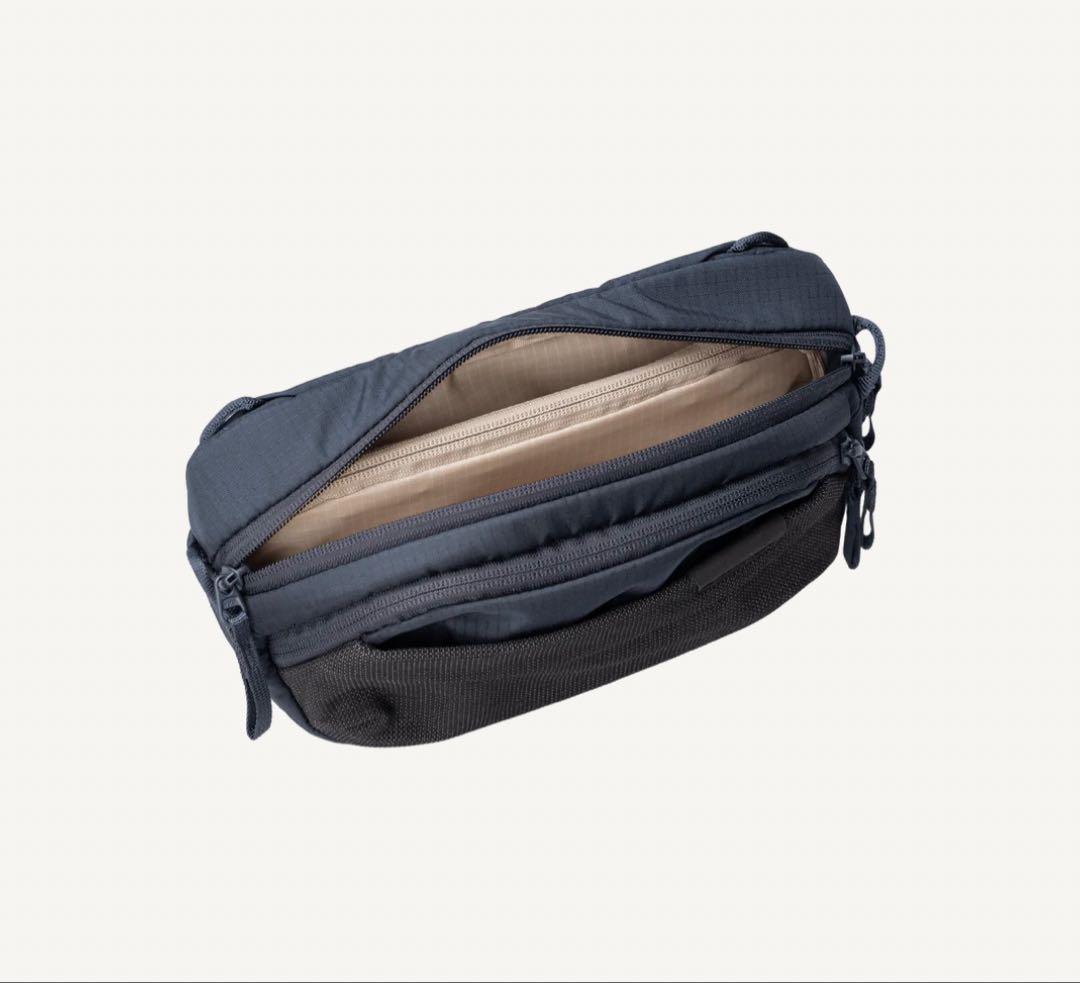 バッグ ABLE CARRY Core Sling Midnight Blue