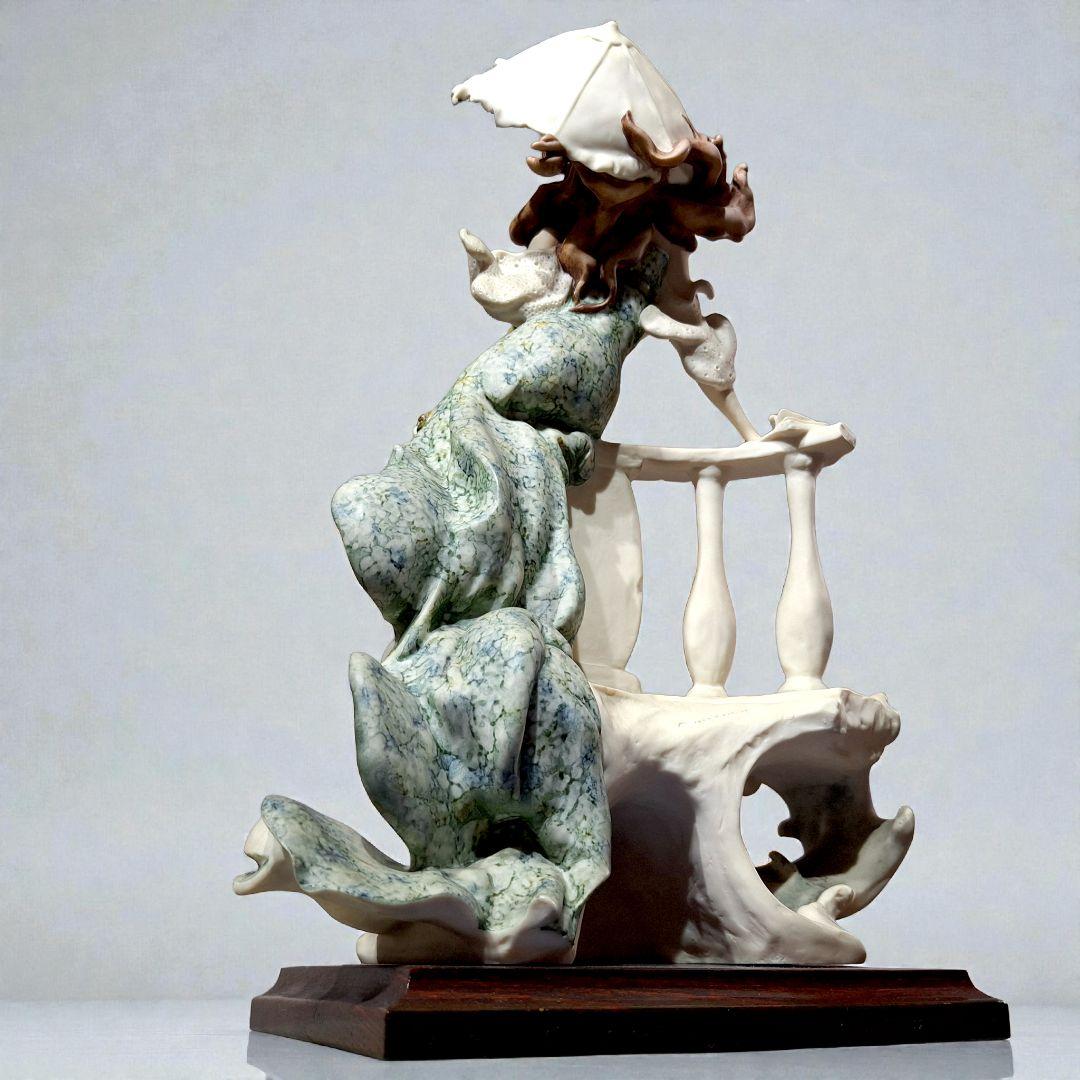 G Armani 1985 大型フィギュリン 女性像 Florence 傘欠け