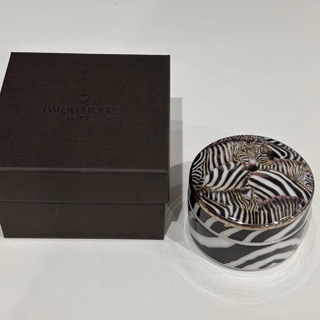 【非売品】パテックフィリップ 陶器小物入れゼブラ柄　箱入り 新品未使用