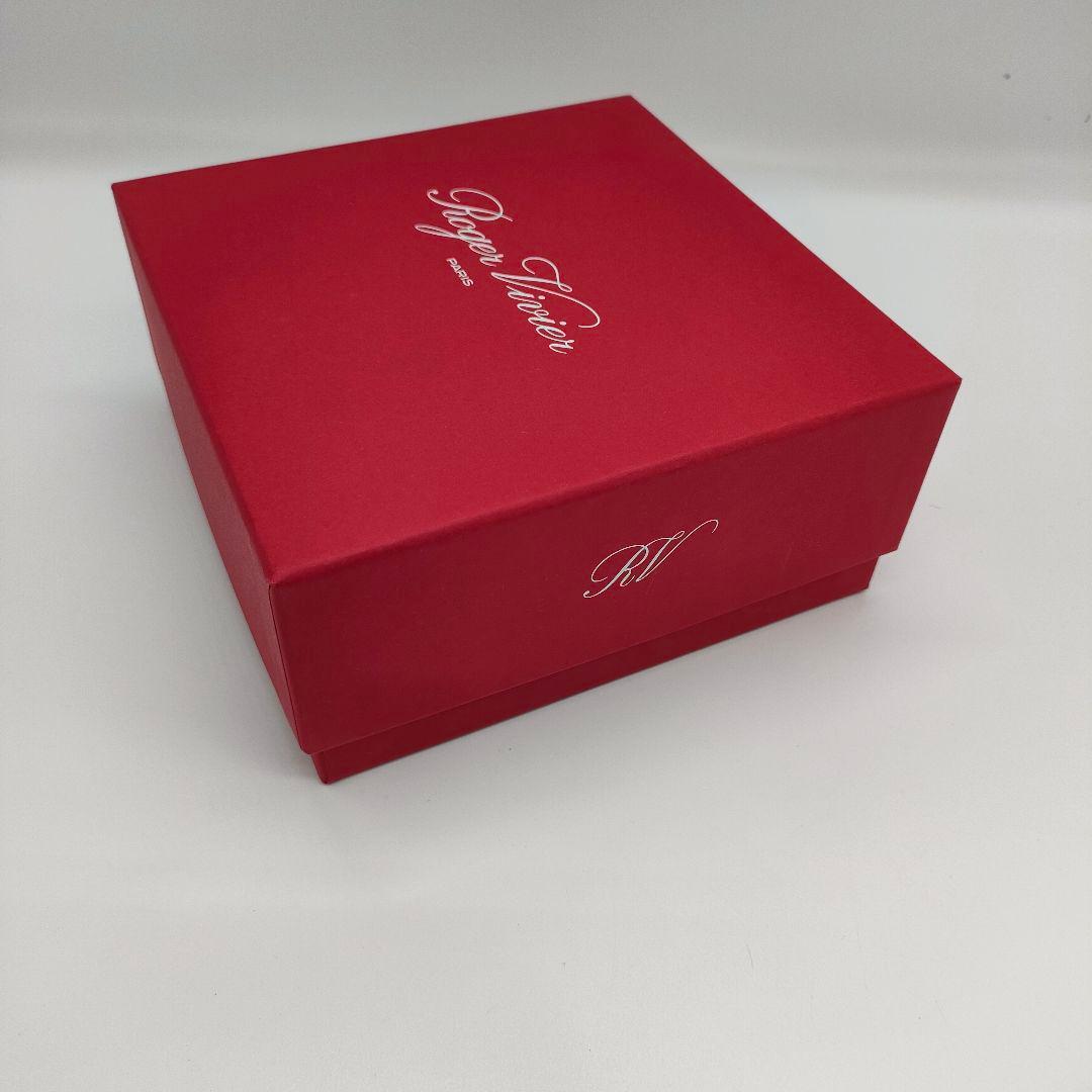 【希少】ロジェヴィヴィエ 24SS シュシュ クリスマスプレゼント