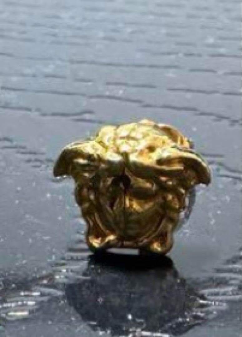 ベルサーチ ゴールド ピアス 片耳