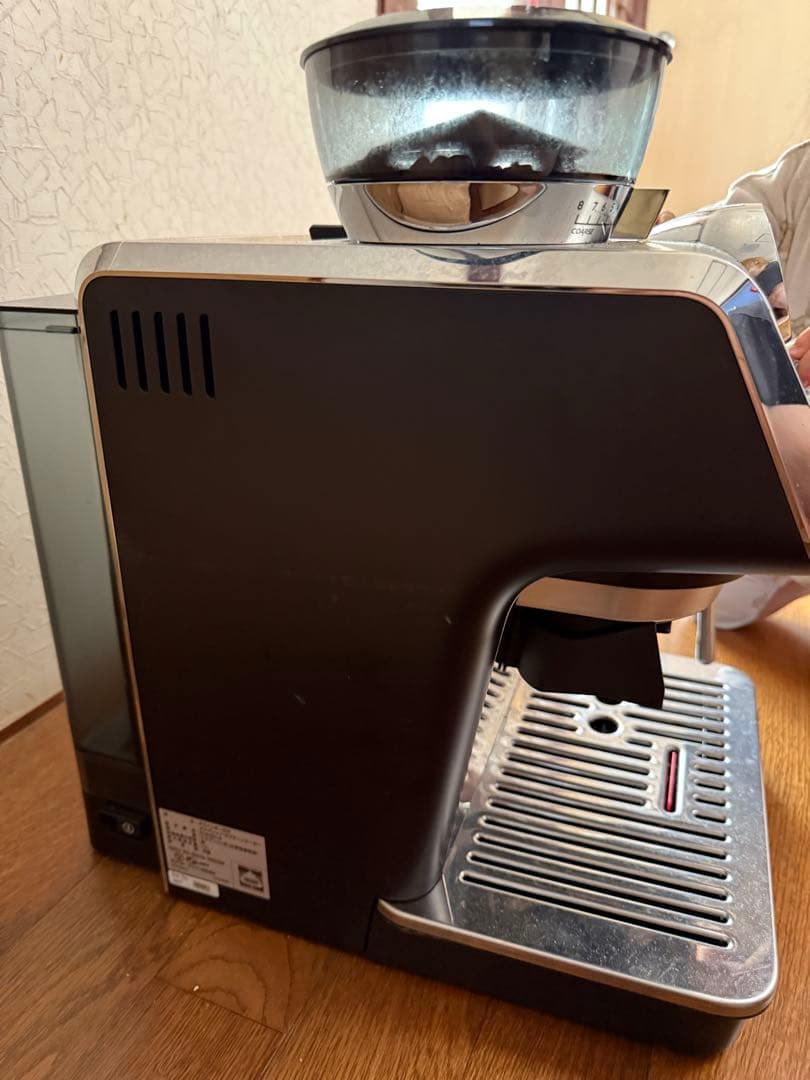 De'Longhi La Specialista エスプレッソマシン