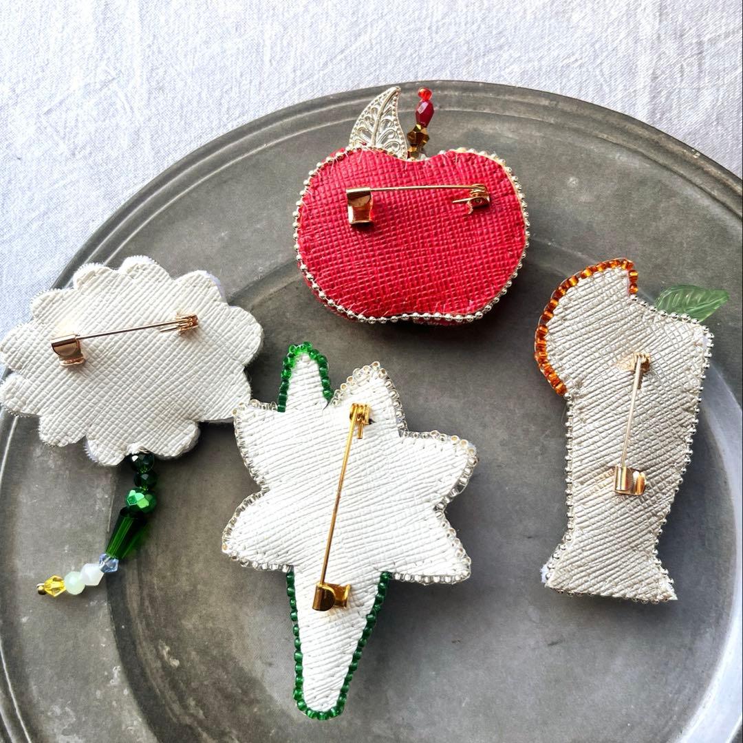 タケコブター カクテル ビーズ 刺繍 ブローチ ハンドメイドアクセサリー