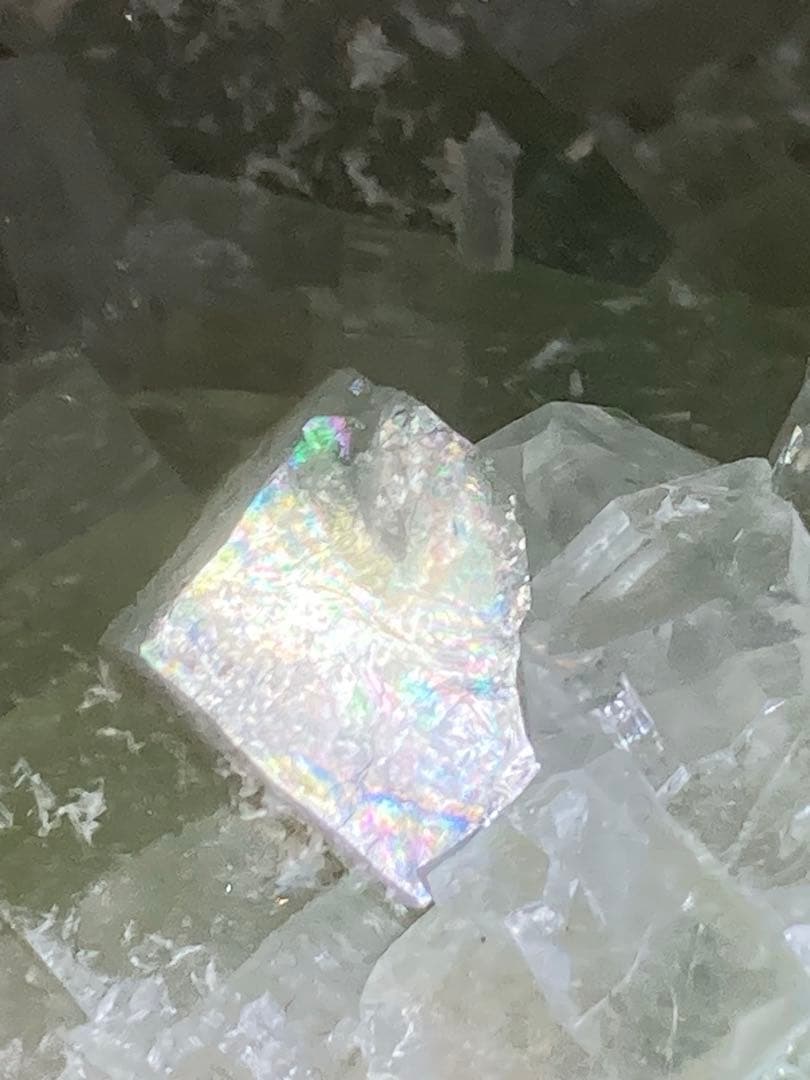 天使の水晶✨　グリーンアポフィライト　原石　クラスター　魚眼石