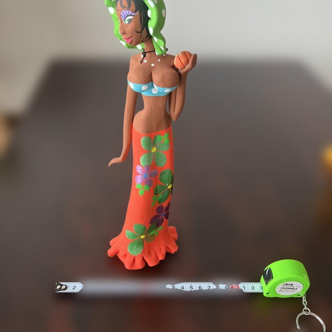 ハンドペイント　陶器　人形　インテリア　エキゾチック　ベネゼイラ