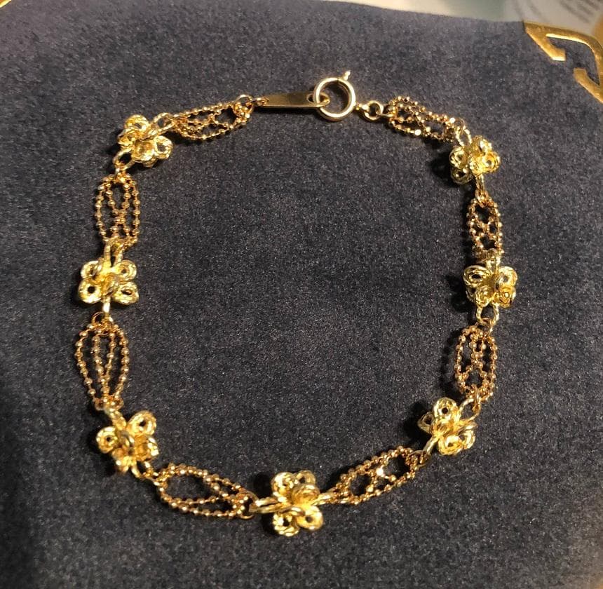 【はろ】鑑定済 18金 お花モチーフのK18ブレスレット 6.5g