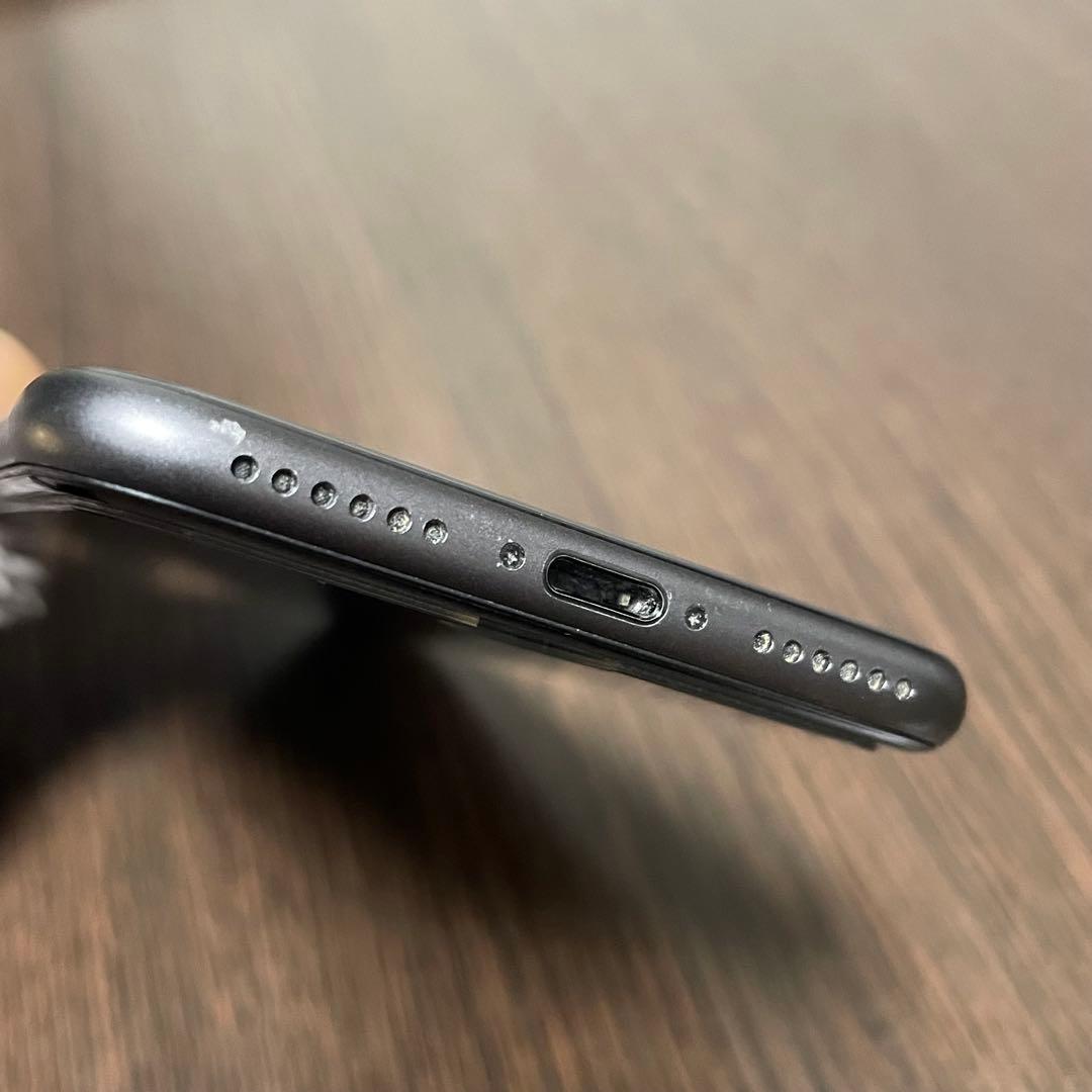 iPhone8 スペースグレイ64GB SIMフリー