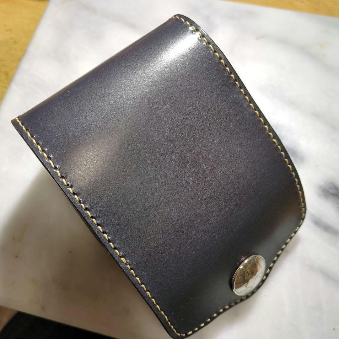 姫路ヌメ革 U型ミニ財布 ハンドメイド 2つ折り財布 小さい財布 コンチョ 黒