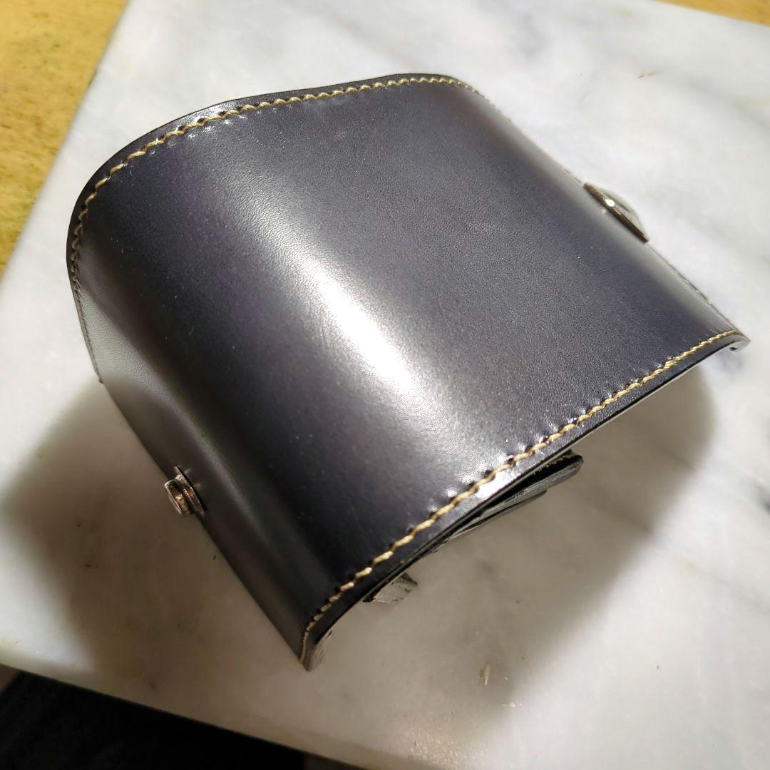 姫路ヌメ革 U型ミニ財布 ハンドメイド 2つ折り財布 小さい財布 コンチョ 黒