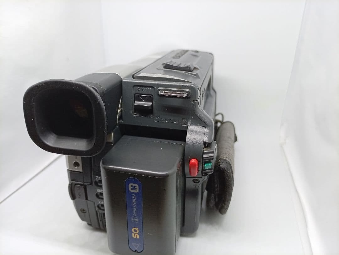ナ*ベ様 動作良好品　SONY Hi8ビデオカメラ　Handycam CCD-T