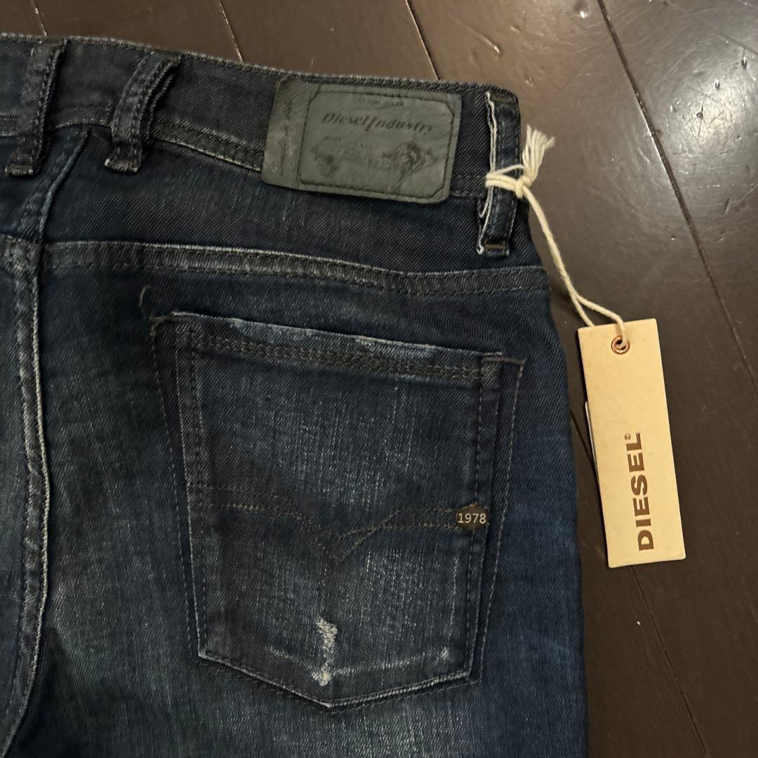 DIESELディーゼル　SLEENKER ジーパン