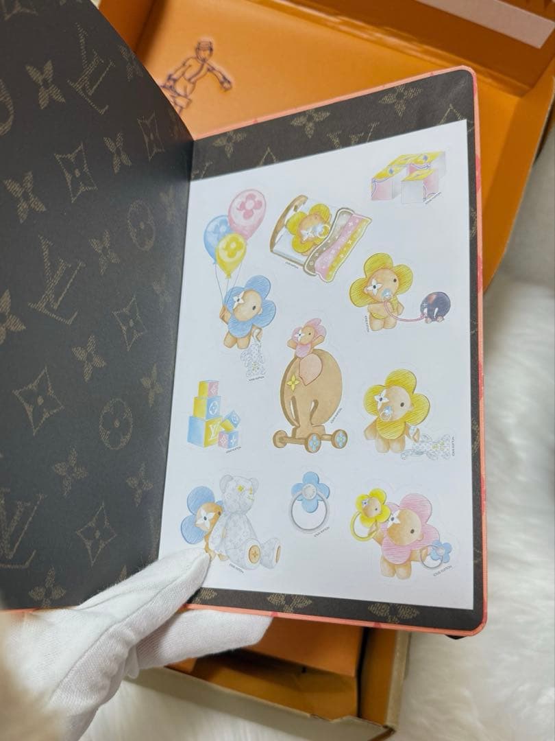 Louis Vuitton ピンク ノート