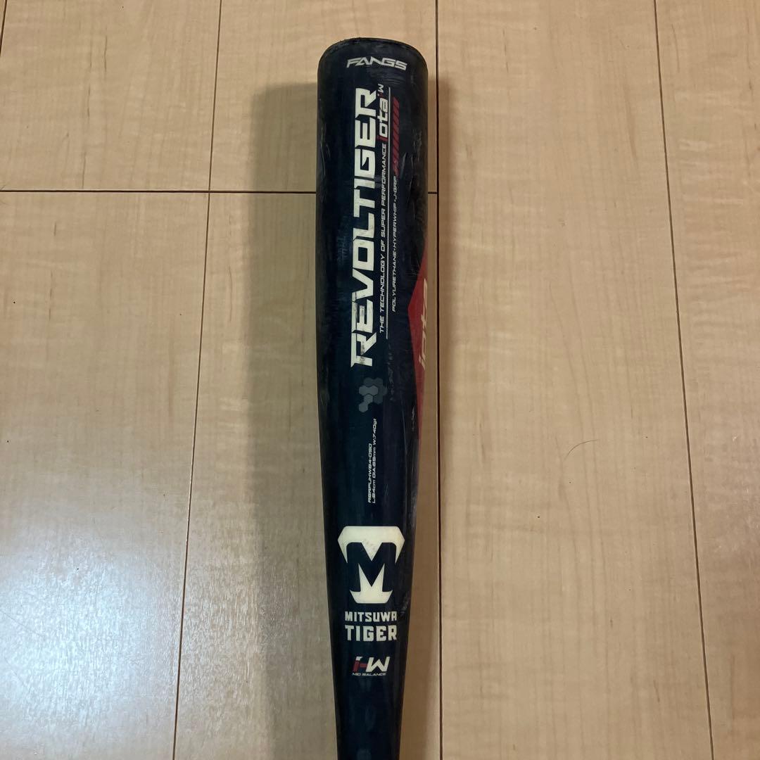 三津和タイガー　バット　レボルタイガー　イオタ　軟式 　740g