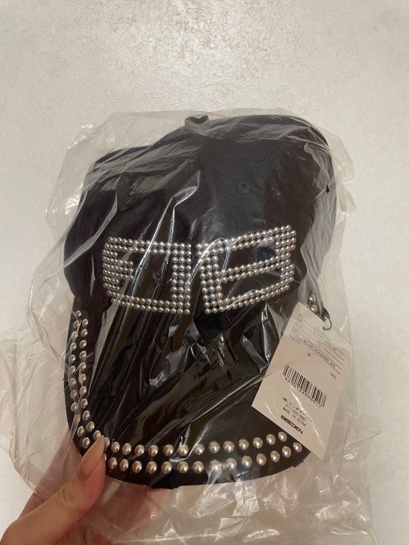 BD STUDS DAMAGE CAP BLACK BEEDEN 黒