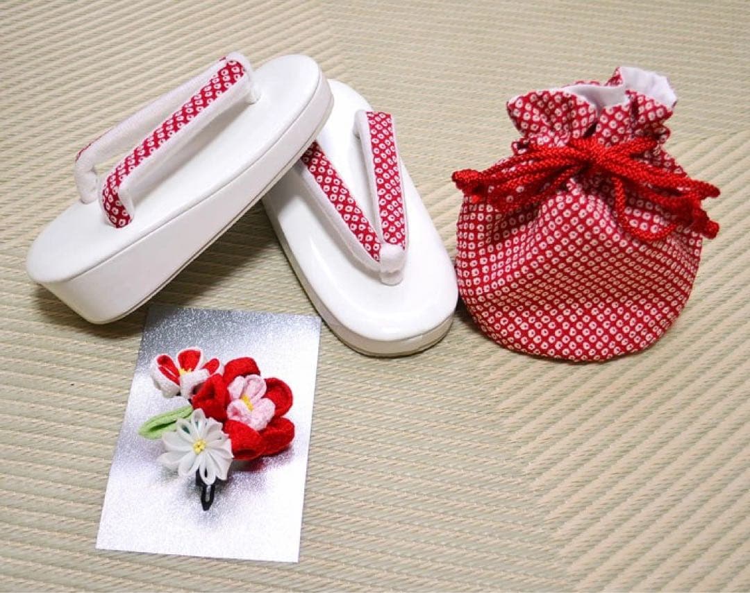 1点限り七五三 着物 3歳 女の子 被布セット 日本製 アイボリー/ヒワ