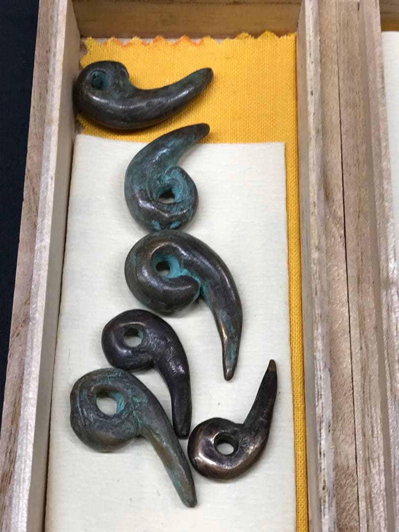 【レア経年品】あらい工房　蠟型鋳金　青銅　蝋型　鋳金　かぶと虫　勾玉　ほおずき