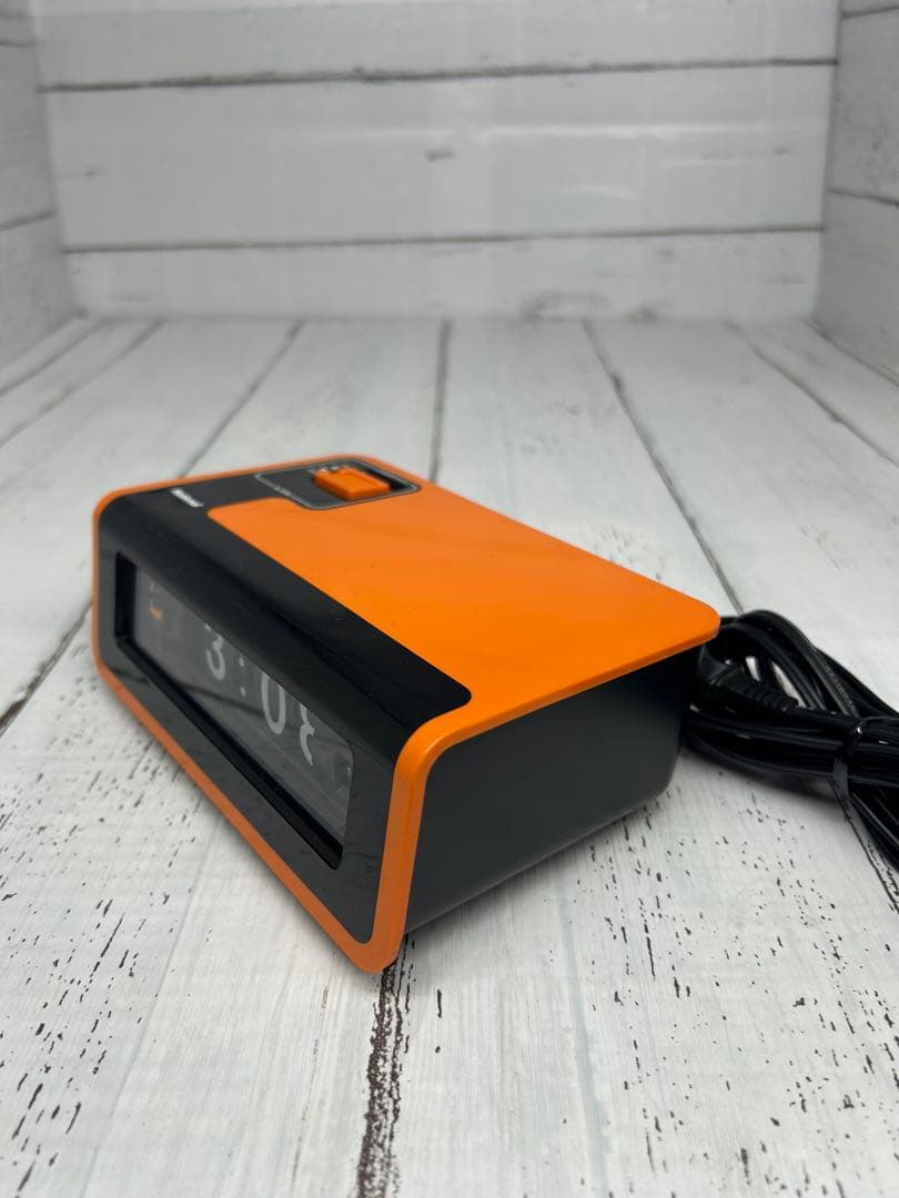 送料込み⭐︎National【TG02 オレンジ パタパタ 目覚まし時計】置時計