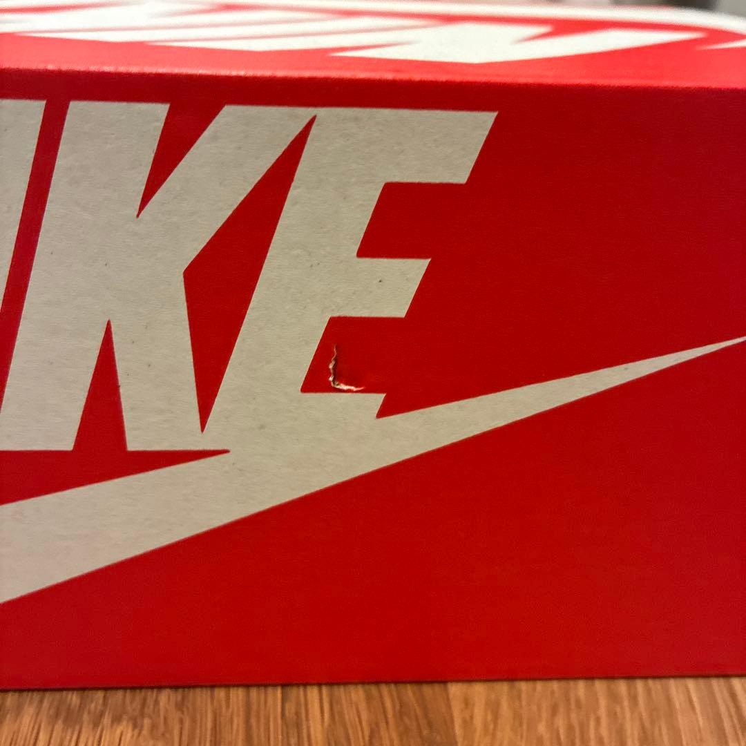 靴 Nike Air Max 95 ESSENTIAL 27.5cm