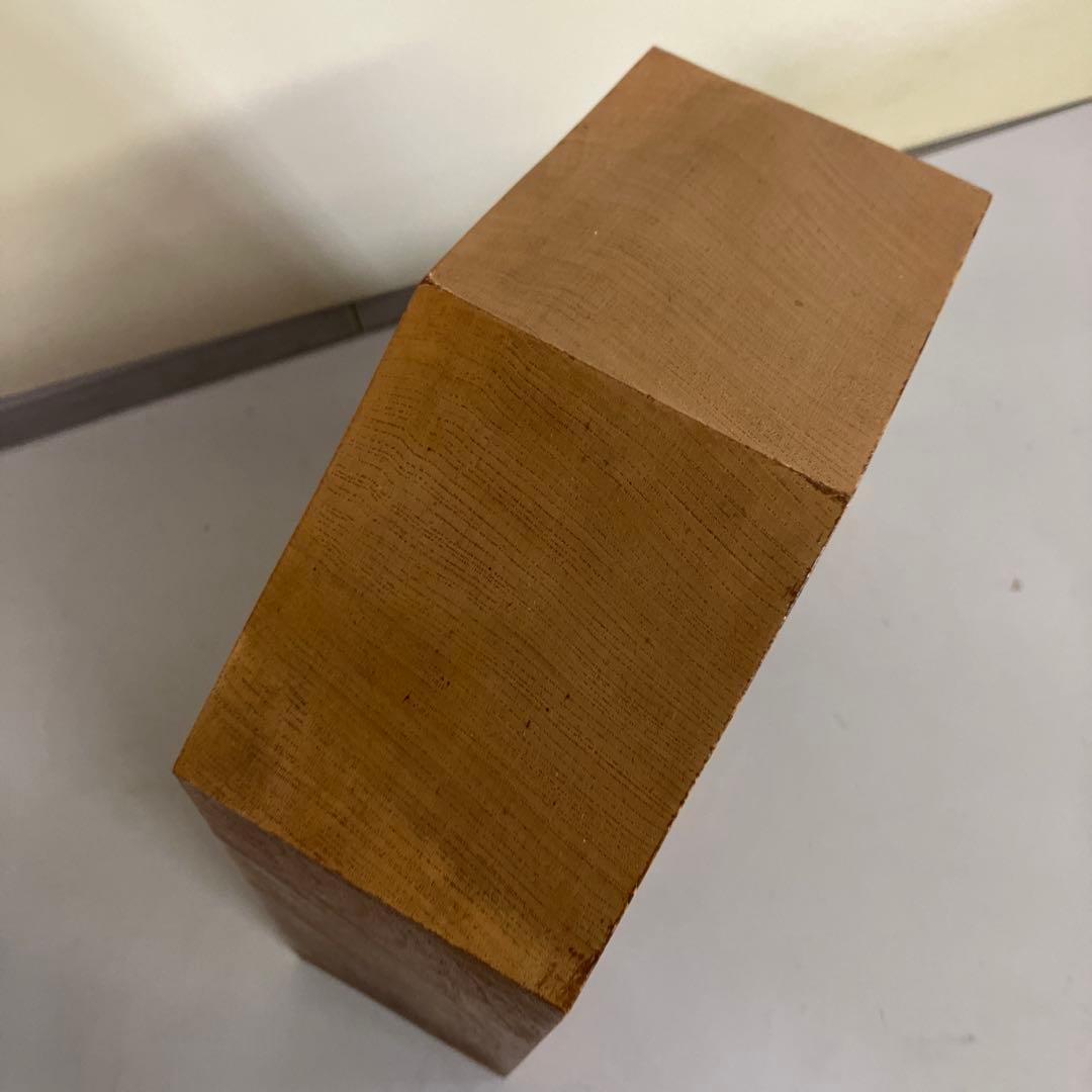 E-4 木製 王将 駒 置物 銘木 飾り駒 特大 縁起物 勝負運 木彫り 鑑賞用