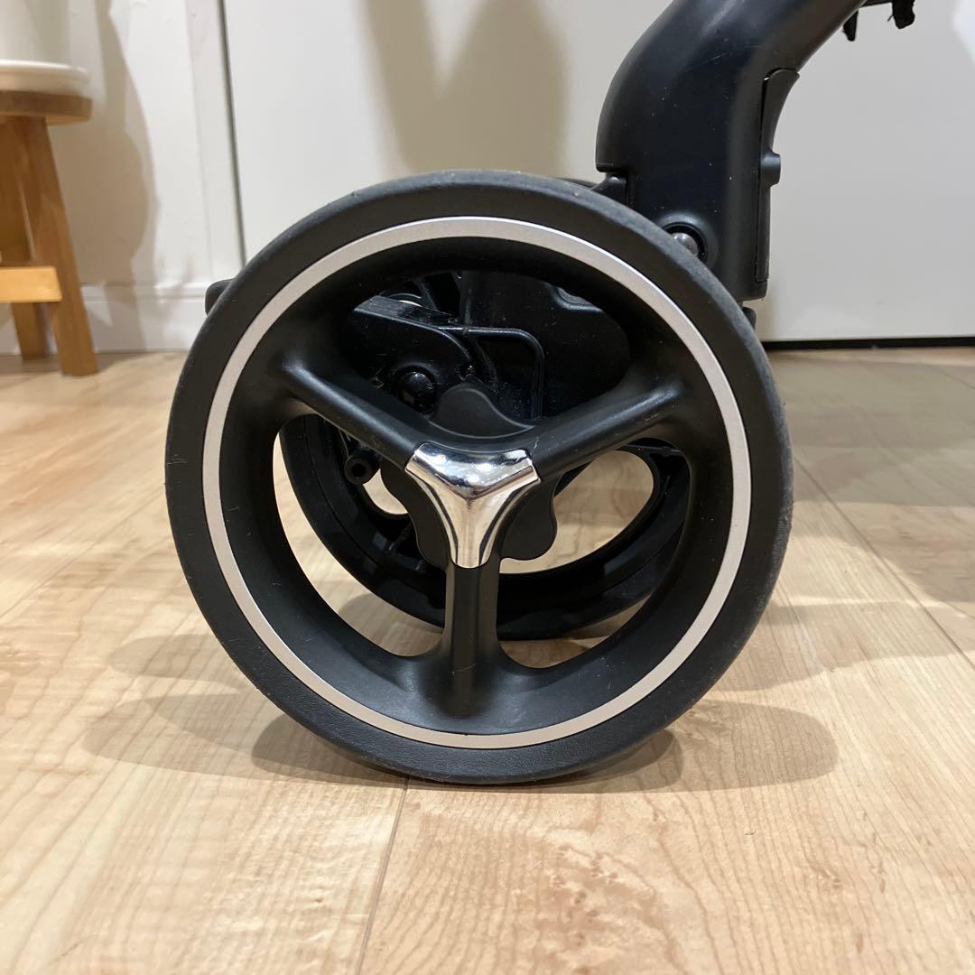 【美品】アップリカ ベビーカー ラクーナクッションAD 限定品 グリーン