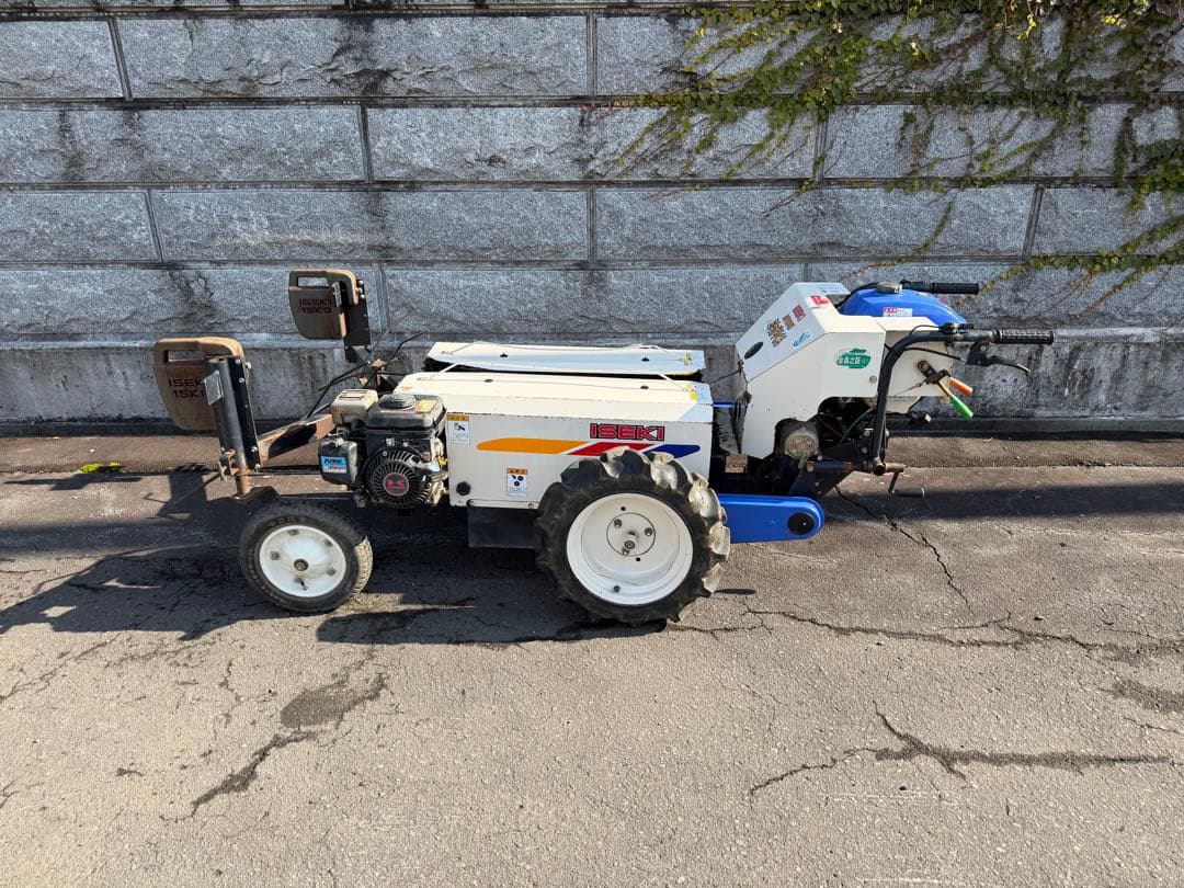 黒石市イセキタバコ幹刈機　たばこ収穫機　ミキガリくん刈取機　3馬力　VHT1