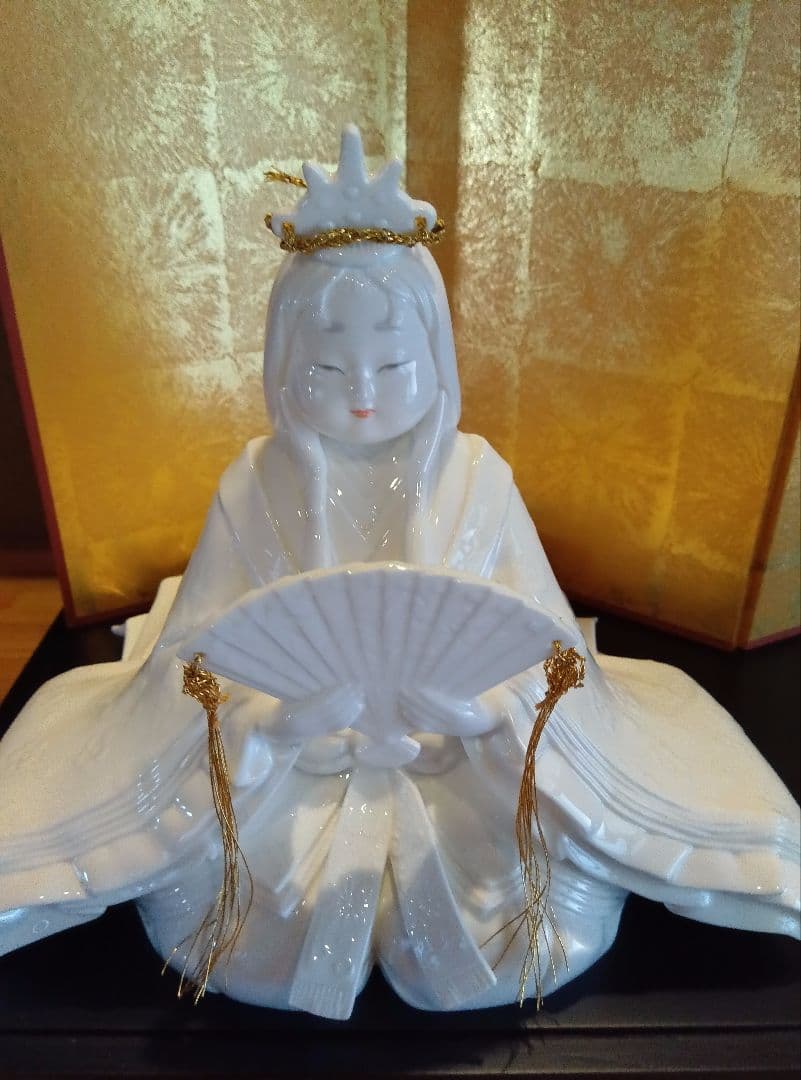 ノリタケ　ボーンチャイ　雛人形セット