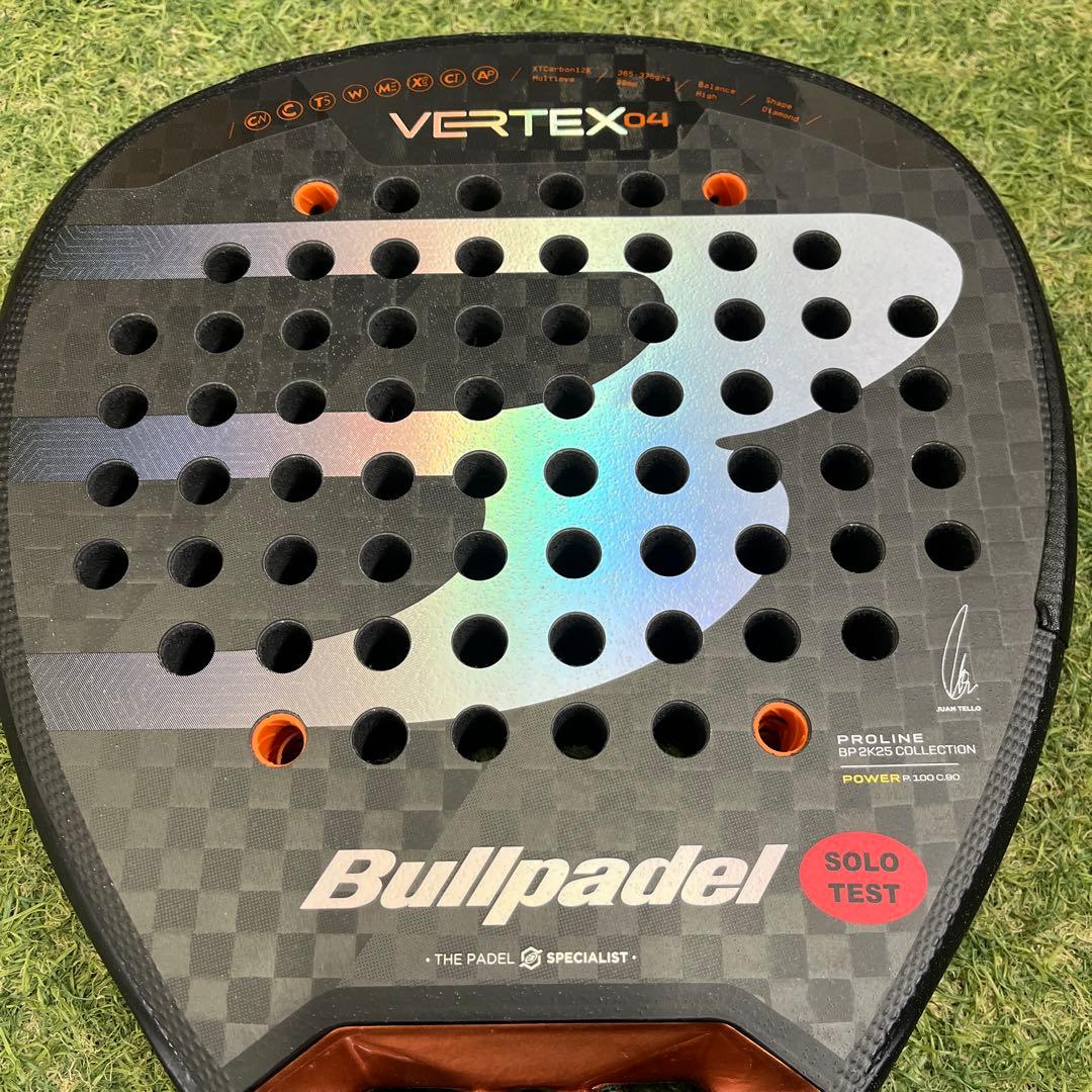 大幅値下！Bullpadel VERTEX 04 パデルラケット　2025