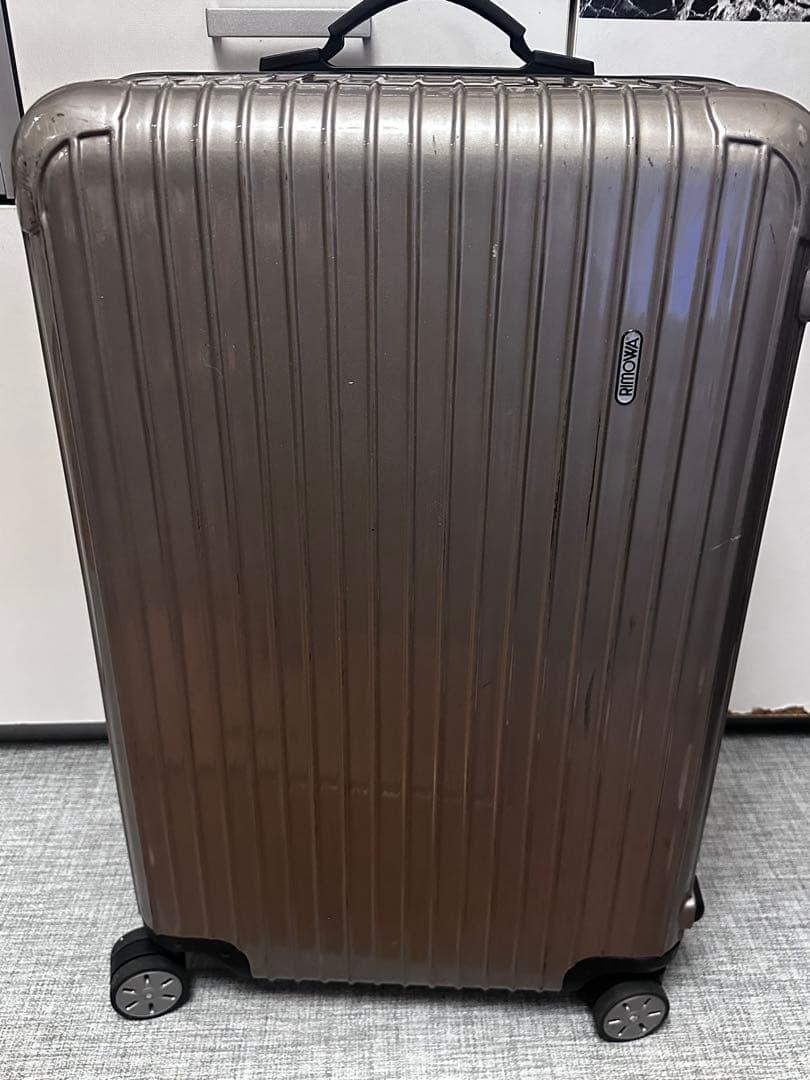 RIMOWA SALSAの キャリーケース