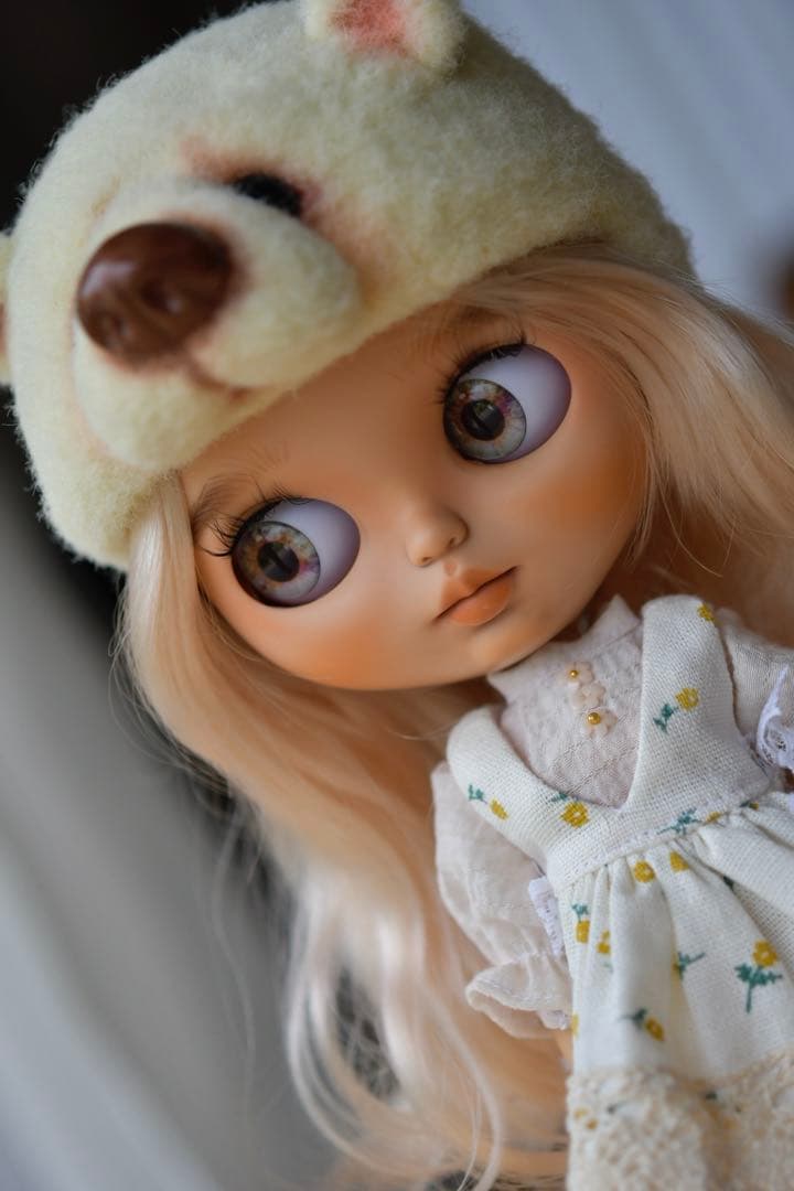 アイシードールカスタム　アイシードール　人形　ネオンブライス　カスタム