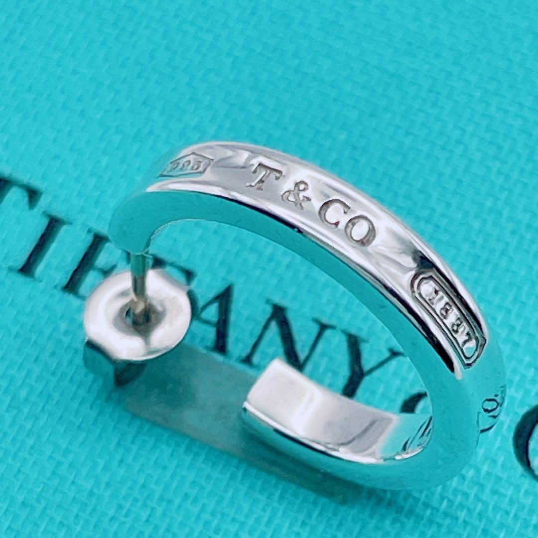 Tiffany & Co. ピアス　ナロー　フープ　1837 シルバー　片耳