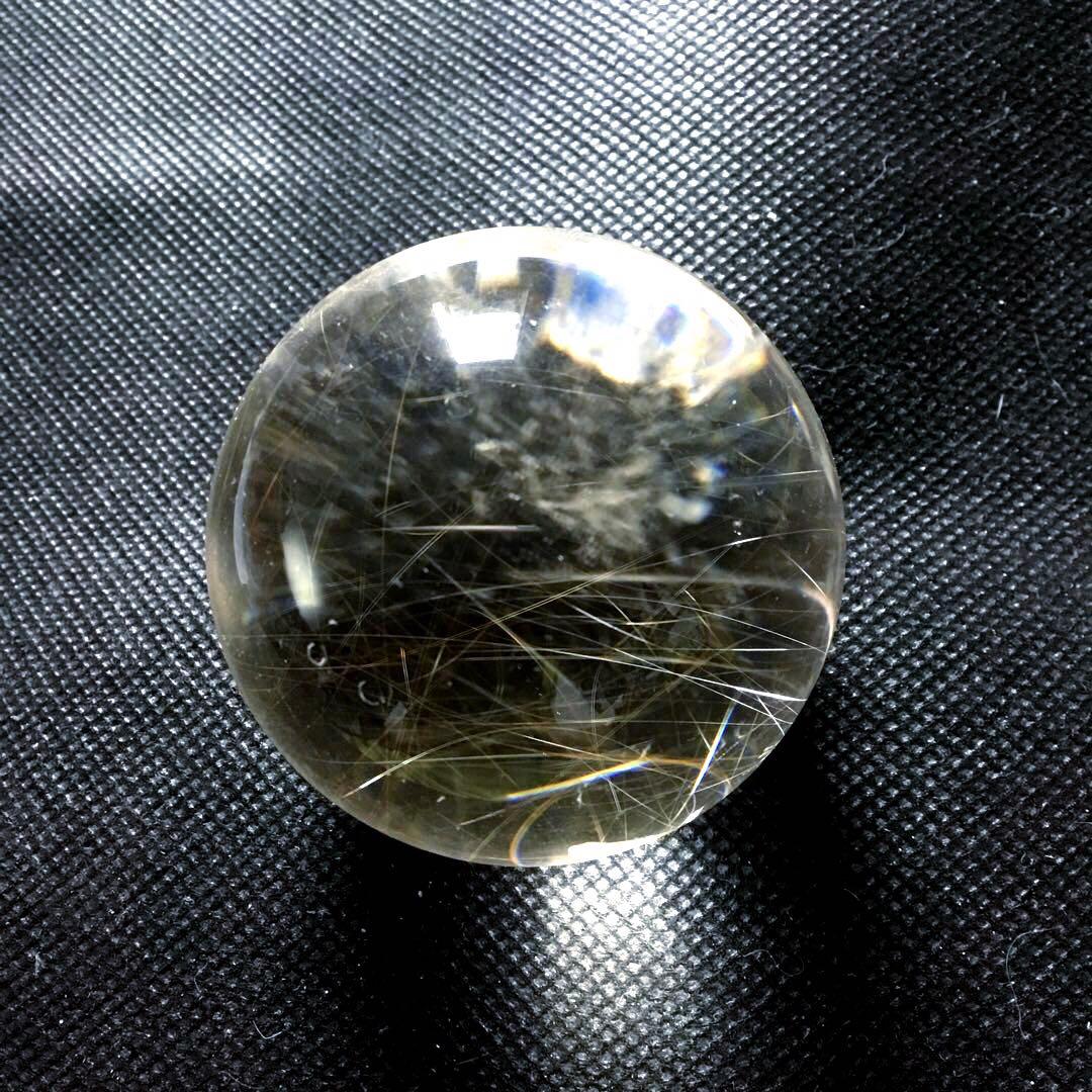 1点物　シルバールチルクォーツ水晶丸玉　ブラジル産天然石　置物　パワーストーン