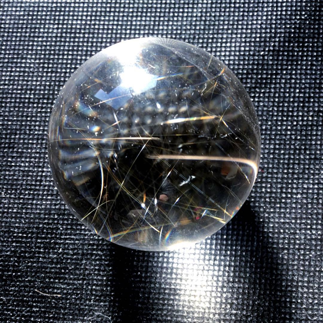 1点物　シルバールチルクォーツ水晶丸玉　ブラジル産天然石　置物　パワーストーン
