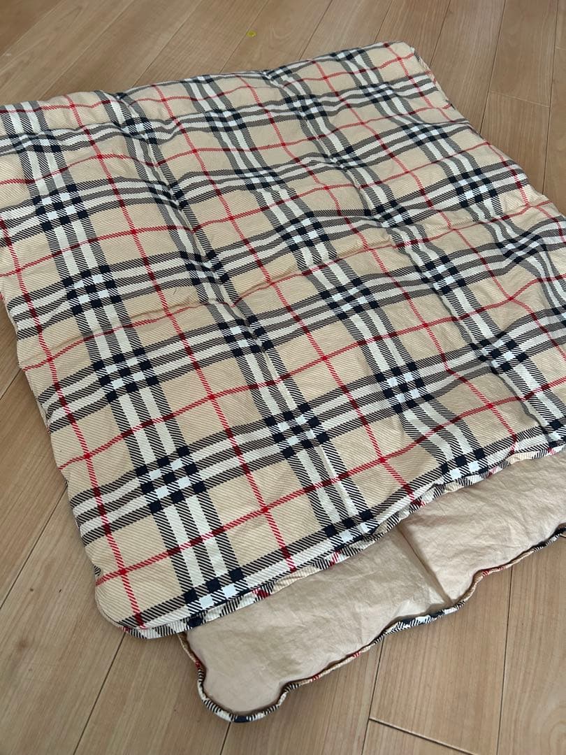 BURBERRY バーバリー　羽毛膝掛け　西川産業　日本製
