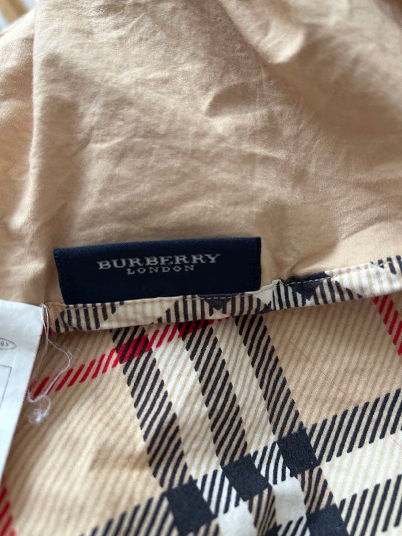 BURBERRY バーバリー　羽毛膝掛け　西川産業　日本製