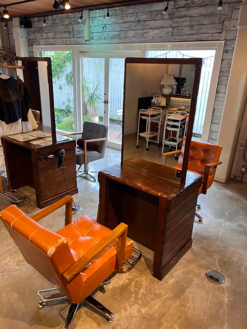 ◼️更に値下げ！◼️ 美容室セット面　一点モノ　セット椅子 2脚付き　引き取り限定