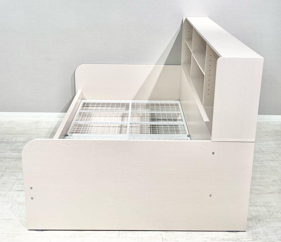 131608 ベッドフレーム［S］(ニトリ)