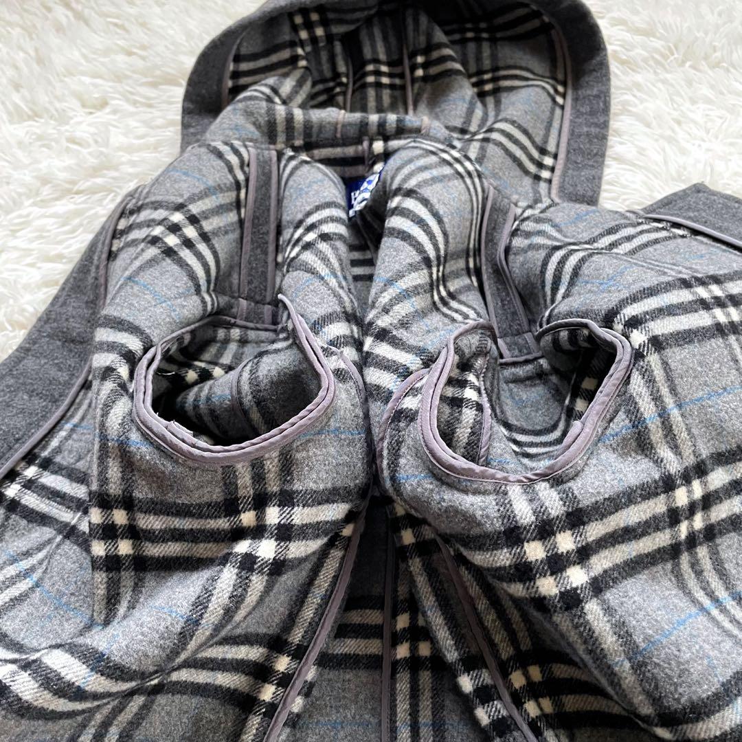 バーバリーブルーレーベルグレーフーデッドダブルコート裏ノバチェック