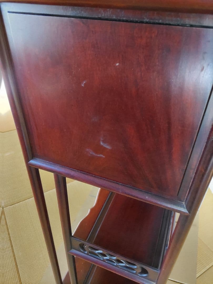 【最終値下げ】紫檀　彫刻装飾付き棚