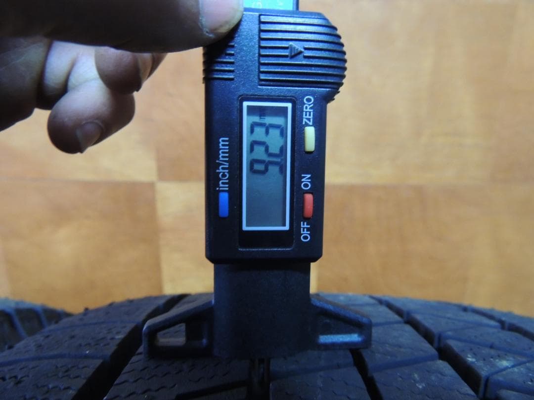 T799　245/40R18　 ブリヂストン　VRX3　スタッドレス4本　バリ溝