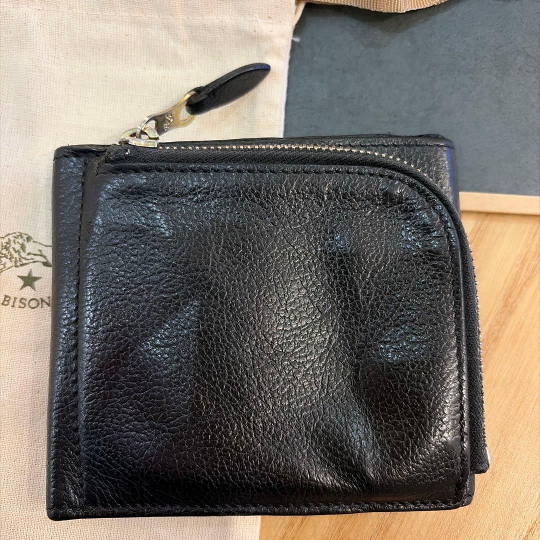 「値下げ中 1/18まで！」IL BISONTE 二つ折り財布 ブラック