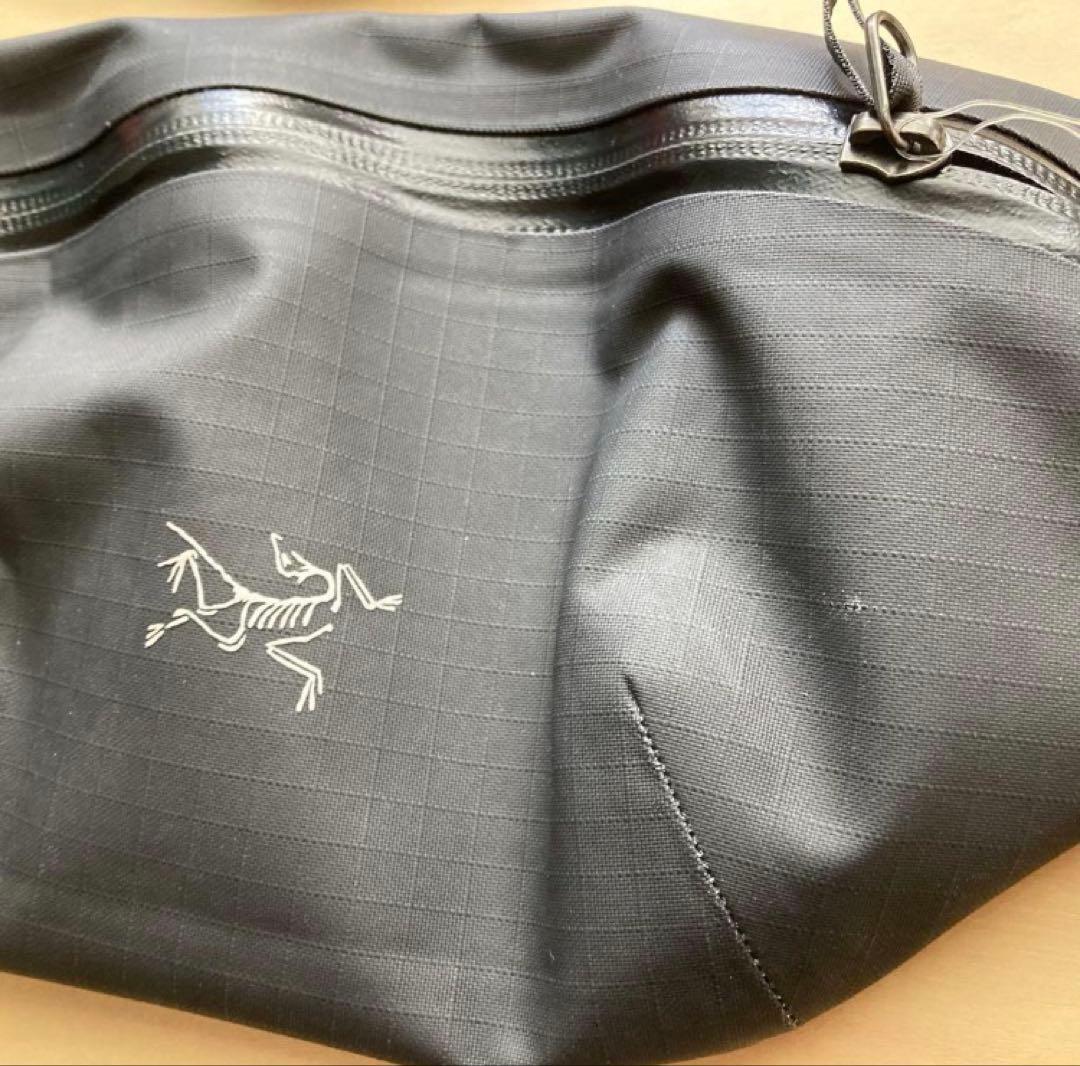 【新品／未使用品】アークテリクス Granville CROSSBODY BAG