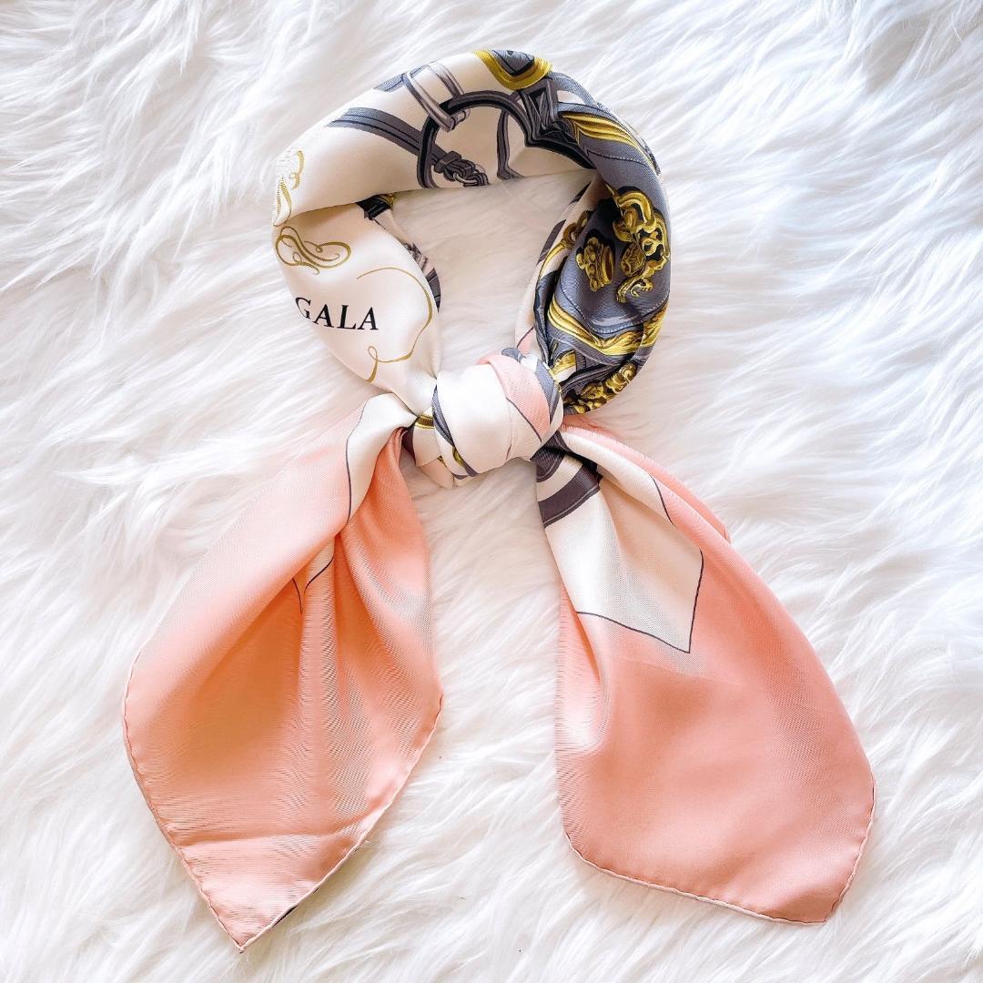 エルメス　カレ90 BRIDES de GALA 式典用馬勒　スカーフ