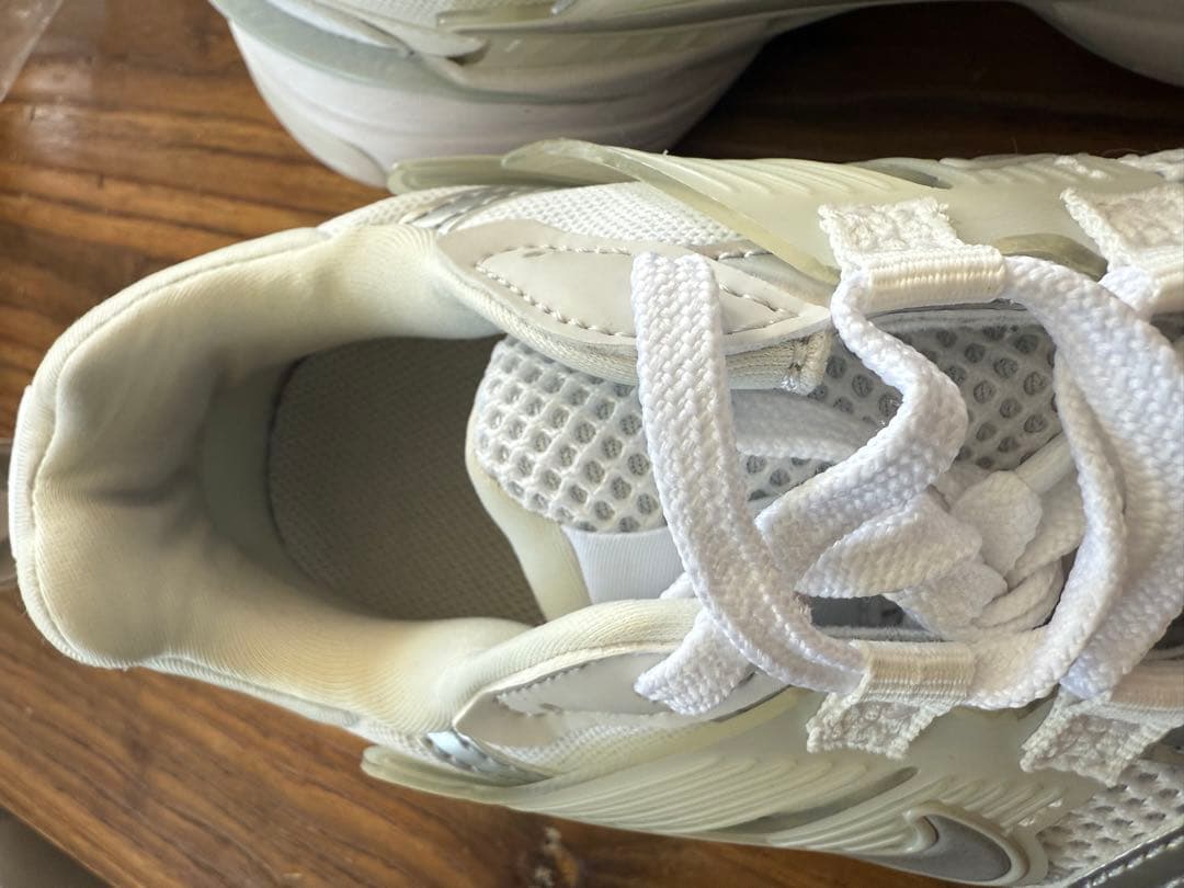 ナイキ V2K ラン　23.5cm ホワイト　シルバー