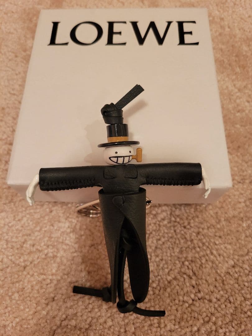 LOEWE カブレザーキーホルダー
