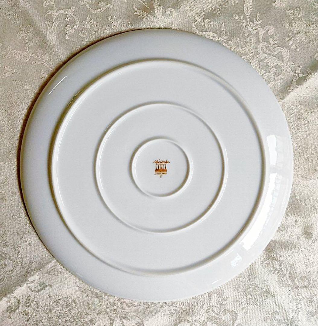 ノリタケホワイトディナープレート２枚 金彩ホワイトプレート 大皿 ランチプレート