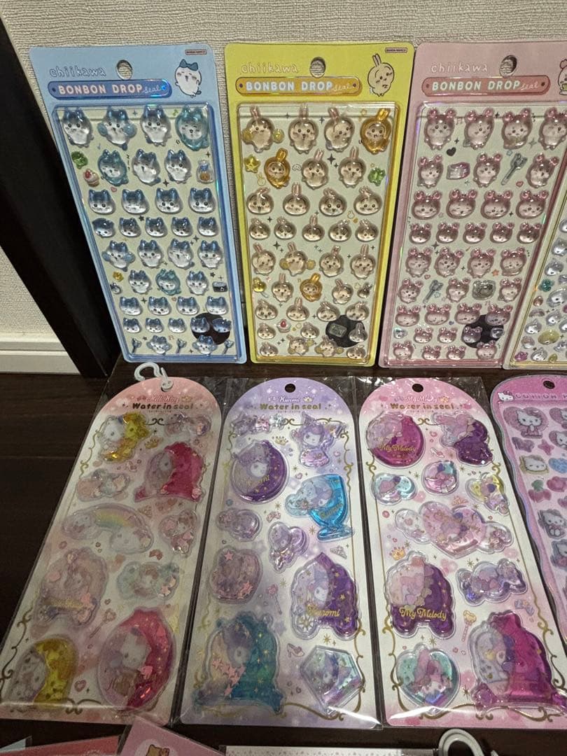 ボンボンドロップシール　ちいかわ　しずくちゃん　コットンパフィー　大人の図鑑