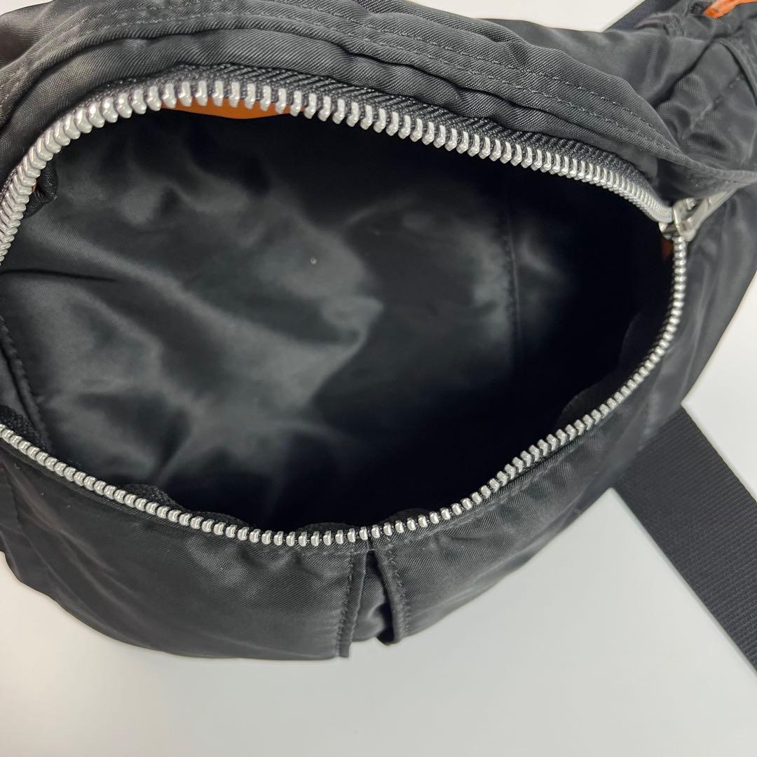 美品　PORTER ボディバッグ　タンカー　ブラック