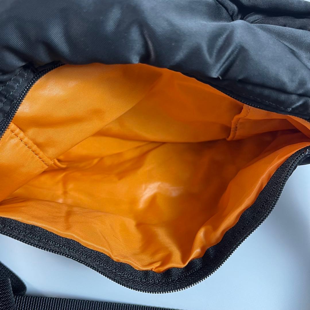美品　PORTER ボディバッグ　タンカー　ブラック