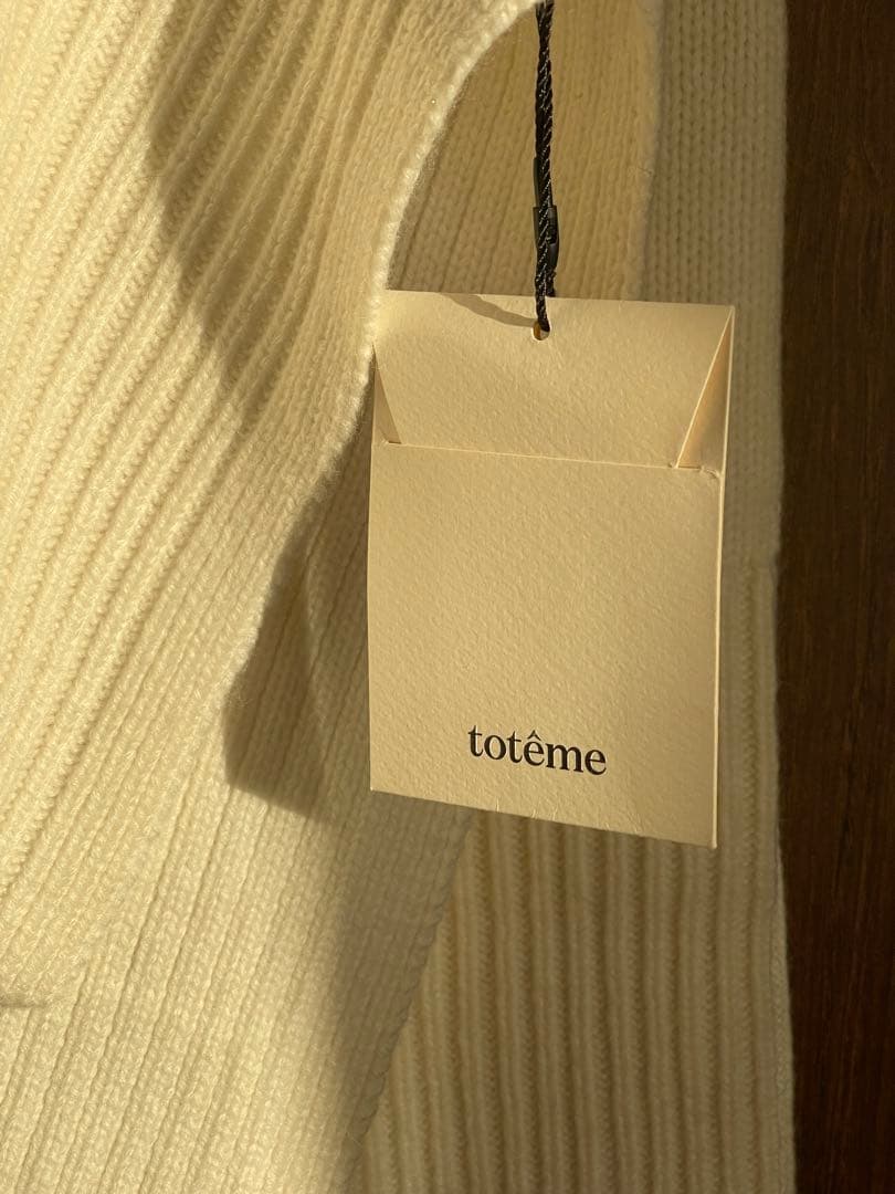 TOTEME カシミヤ混　タートルニット　オーバーサイズ　新品　タグ付