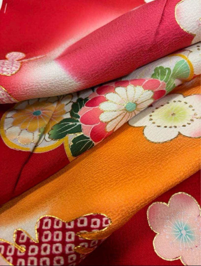 七五三　四ツ身女の子着物　正絹　仮絵羽　友禅　鮮やか赤　梅　可愛いうさぎ柄